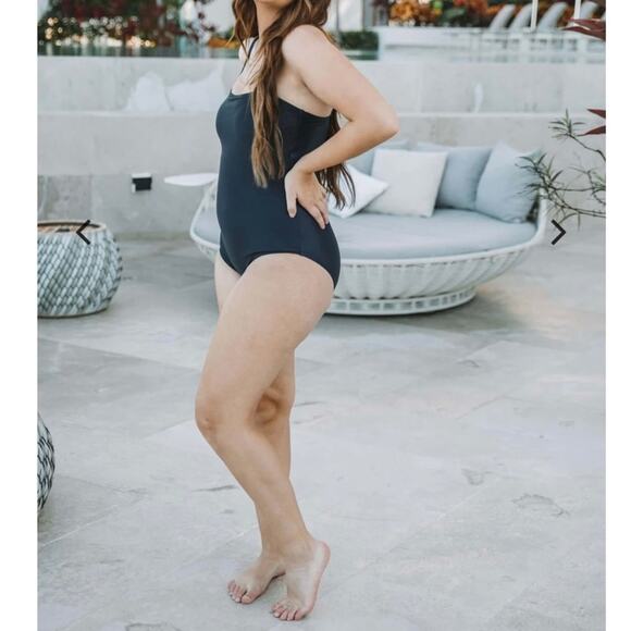 Modest Simple Black Adjustable Strap One Piece Swimsuit- Size XL - Picture 8 of 13